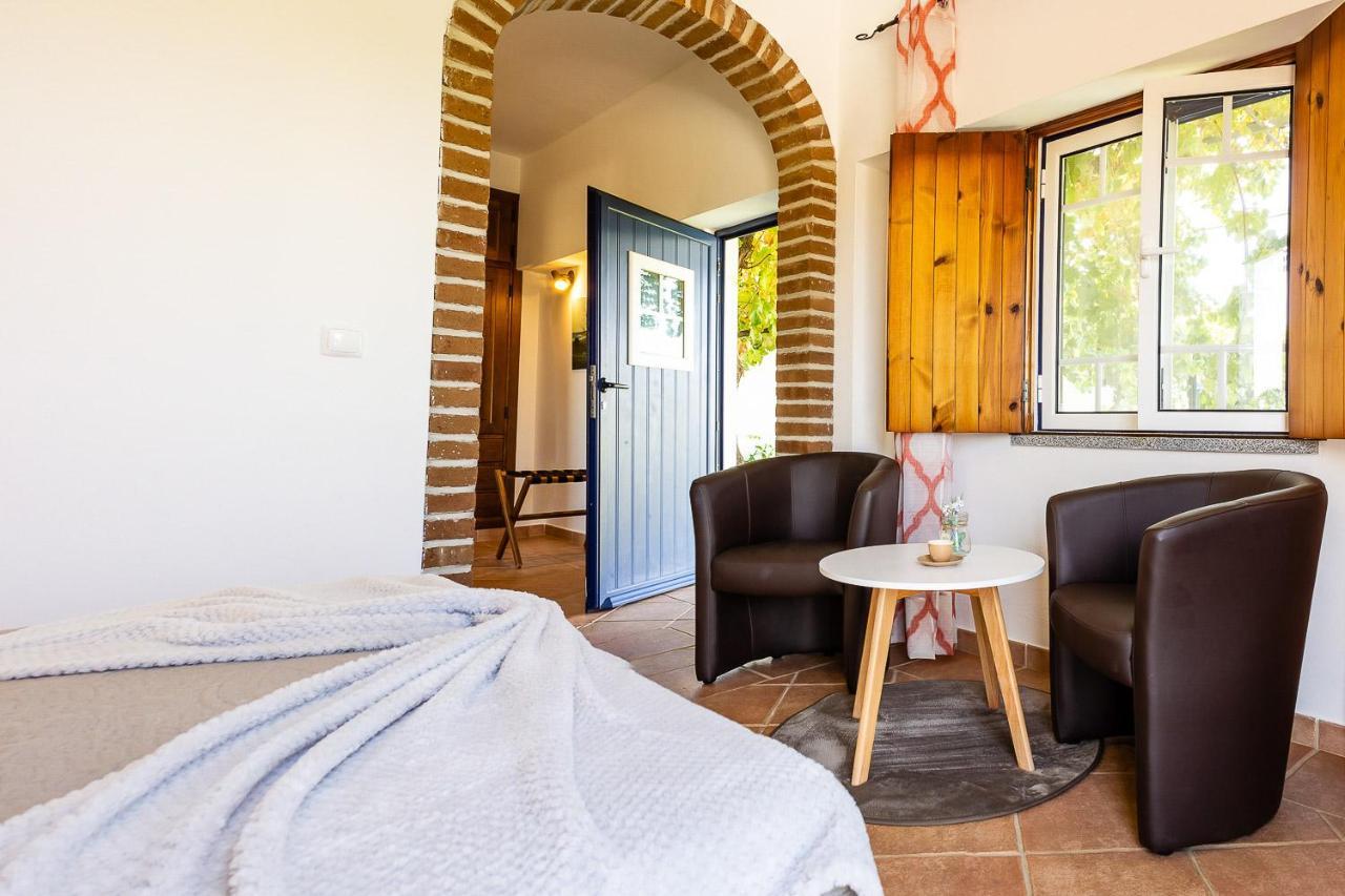 Monte Do Colmeal - Country House & Wine Guest House Mourao Exterior photo
